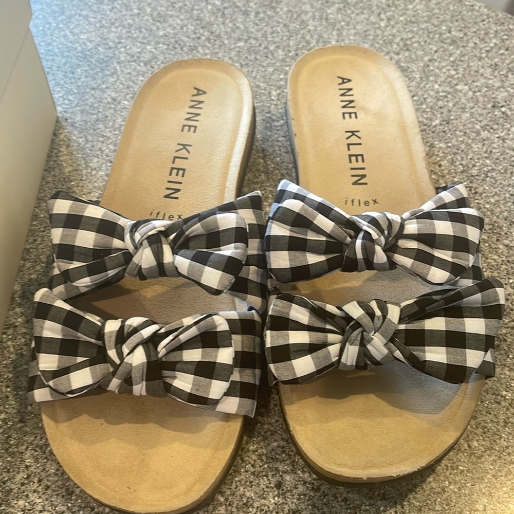 Anne Klein Bow Sandals